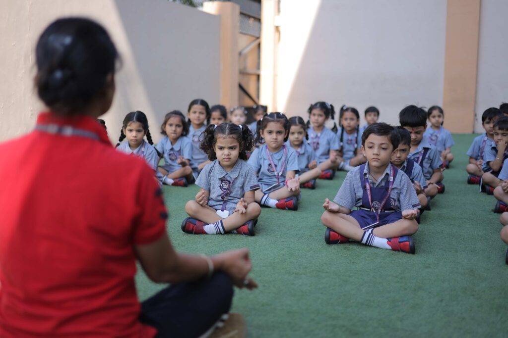 Lush Green Garden (3)-min